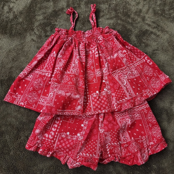 OshKosh B'Gosh Red Bandana Print Two-Piece Set 3T - Picture 3 of 11